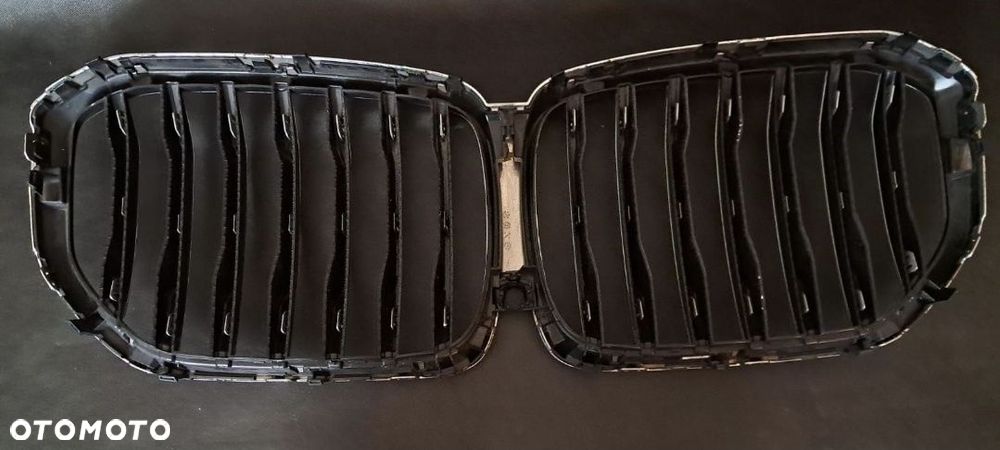 Atrapa Grill Oryginalny BMW X5 G05 z wejściem pod kamerką - 4