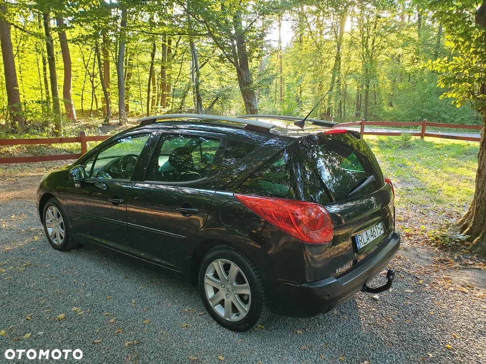Peugeot 207 1.6 - 7