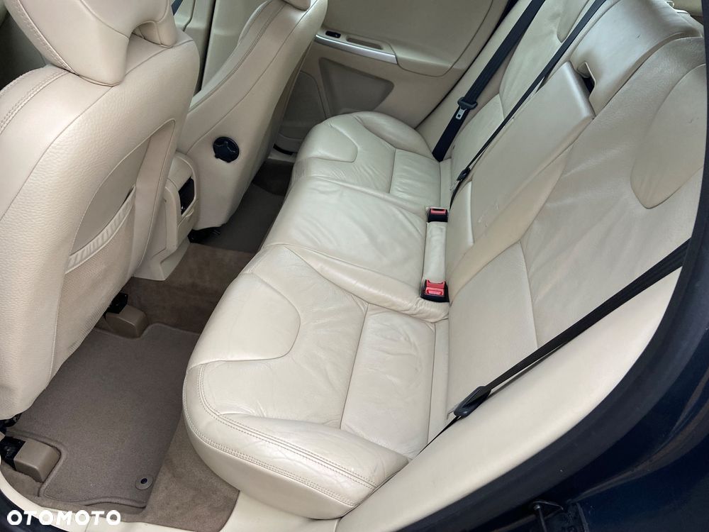 Volvo XC 60 T6 AWD Summum - 9