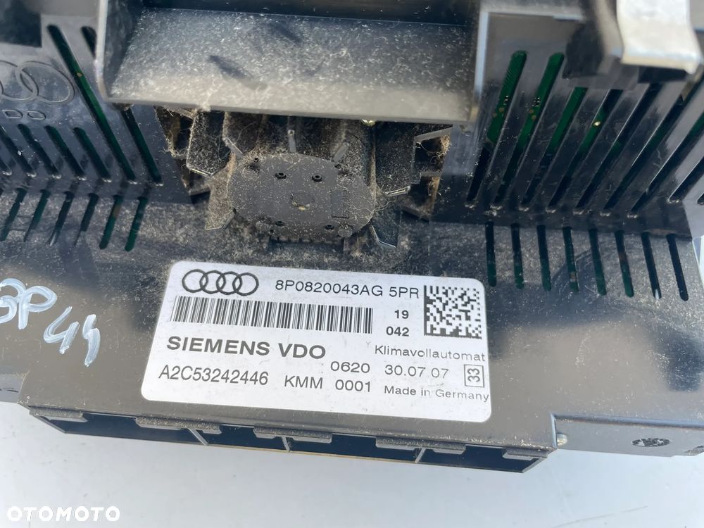 Panel klimatyzacji Audi A3 8P 8P0820043AG - 3
