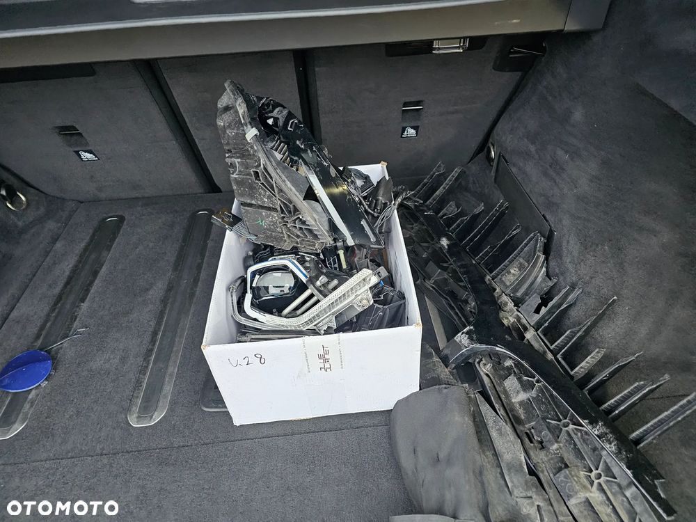 BMW Seria 3 320d xDrive Edition M Sport Shadow - 30