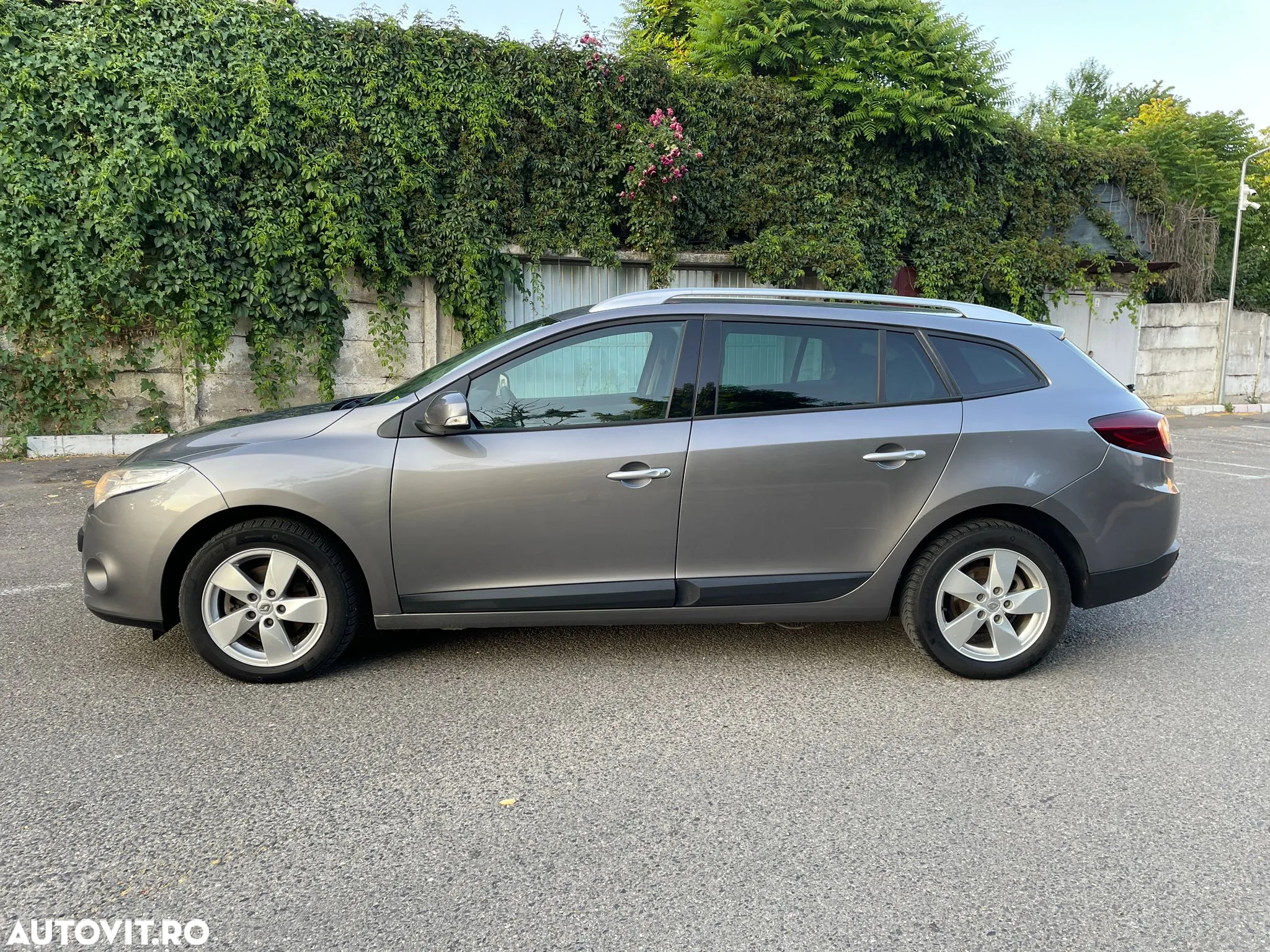 Renault Megane - 2