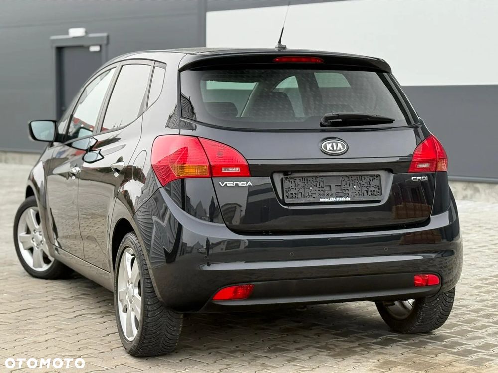 Mazda 3 1.6 CD Exclusive + - 9