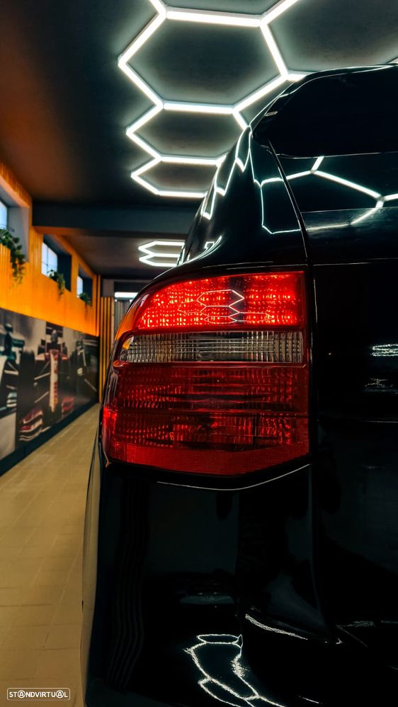 Porsche Cayenne Tiptronic S - 16