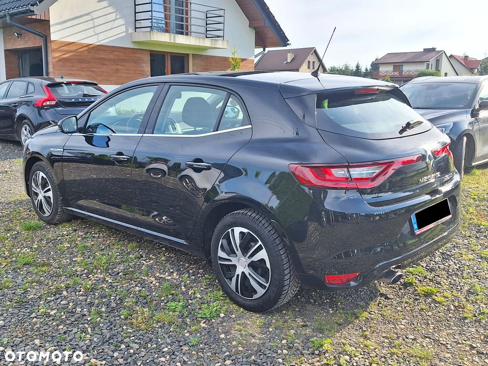 Renault Megane ENERGY TCe 130 Start & Stop Paris Business - 3