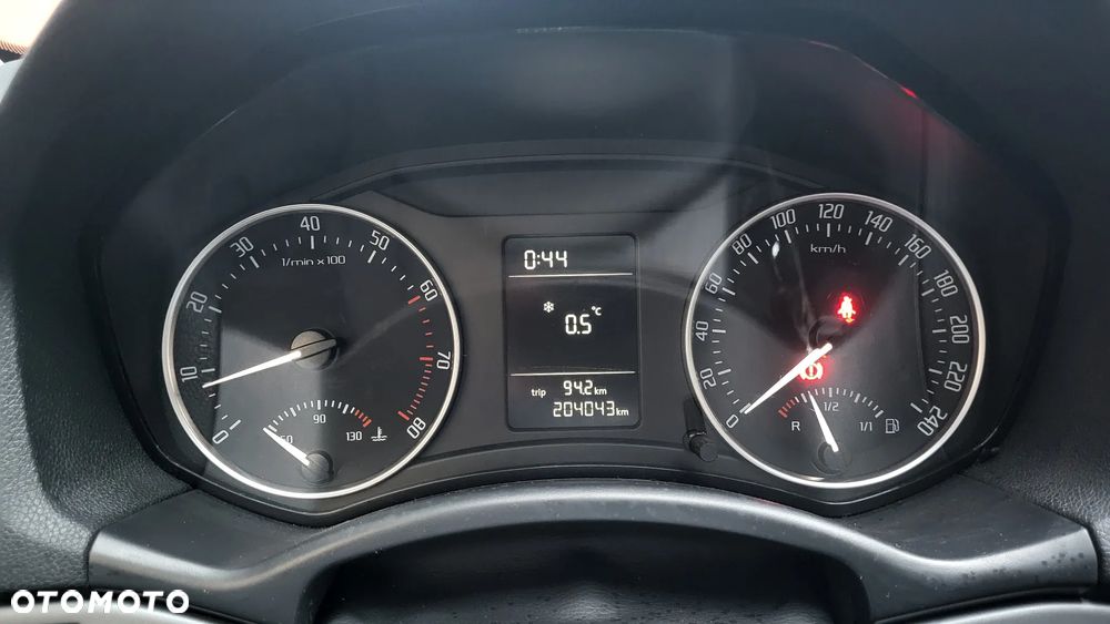 Skoda Octavia 1.6 Tour Business - 12