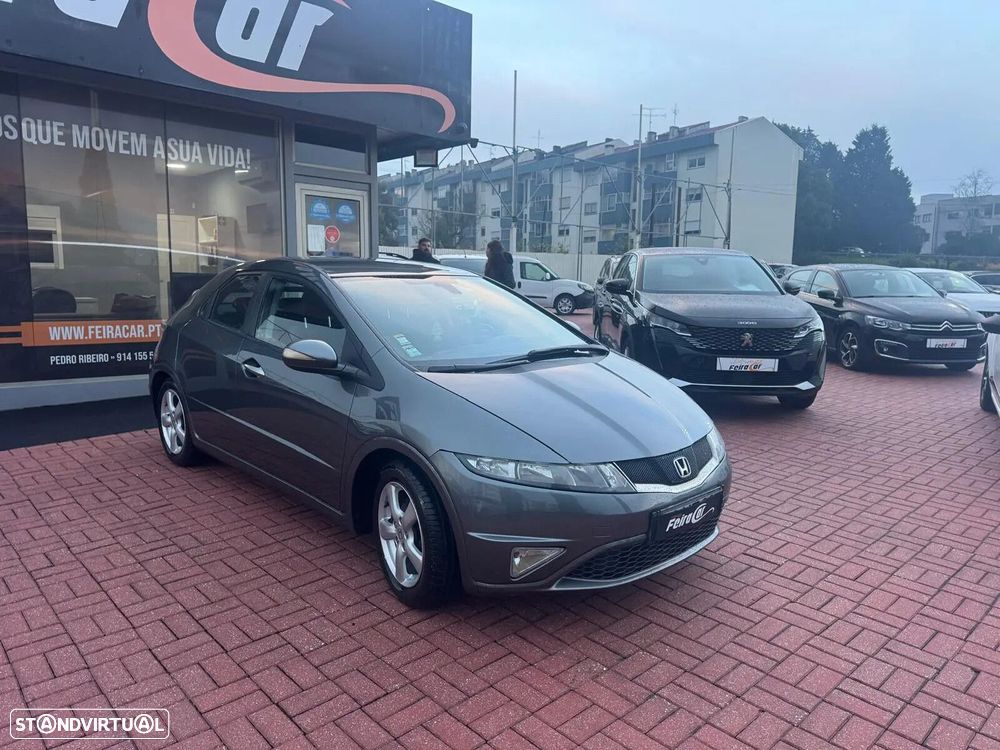 Honda Civic 1.4 i-VTEC Sport - 4