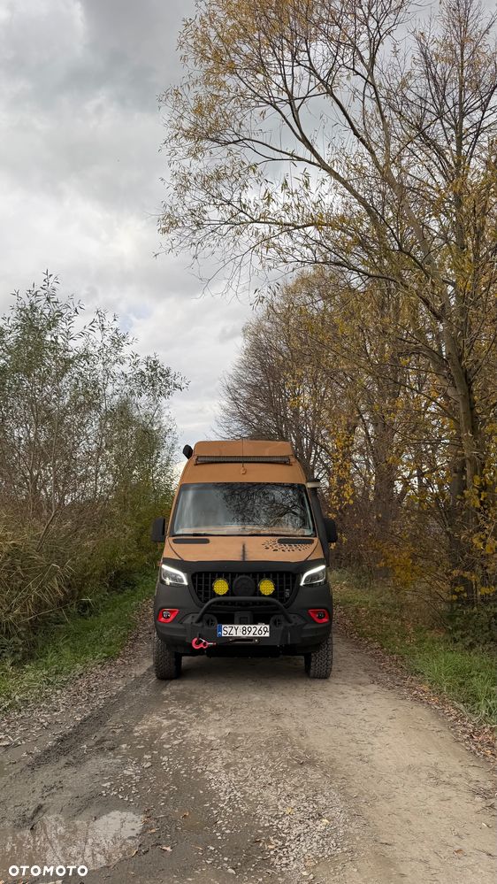 Mercedes-Benz Sprinter - 5