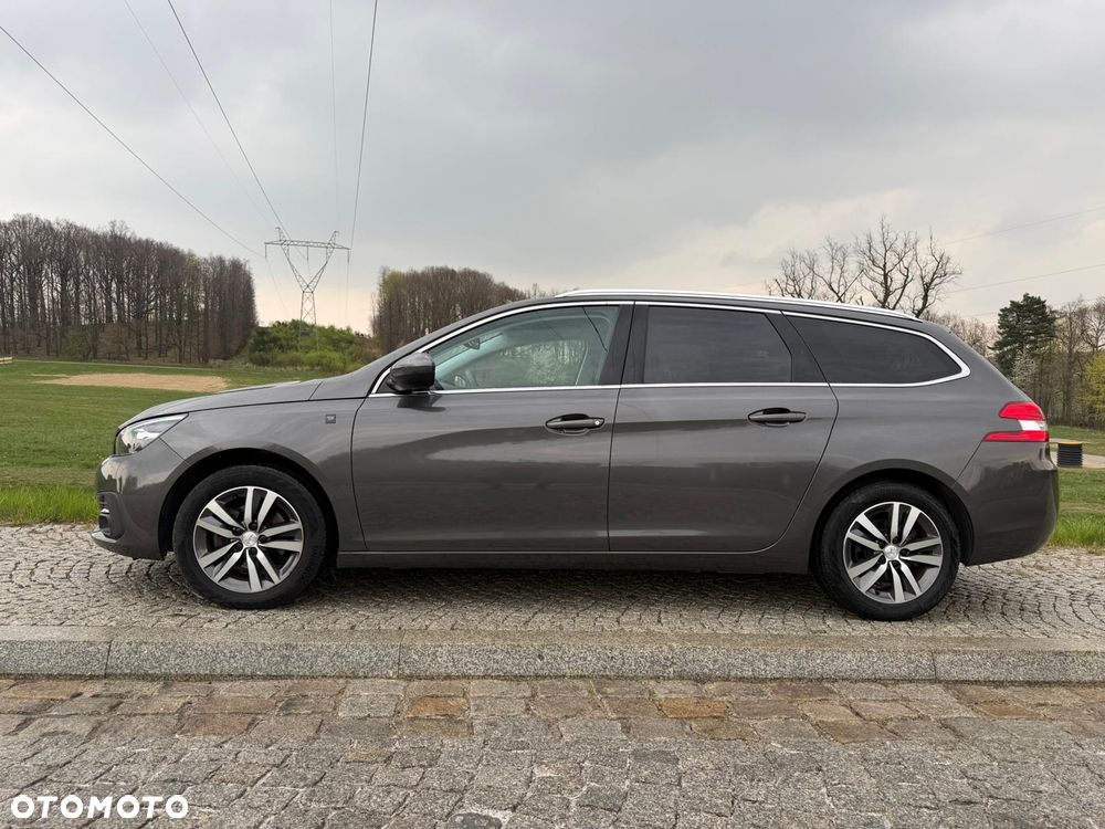 Peugeot 308 1.2 PureTech GPF Active Pack Business S&S - 26