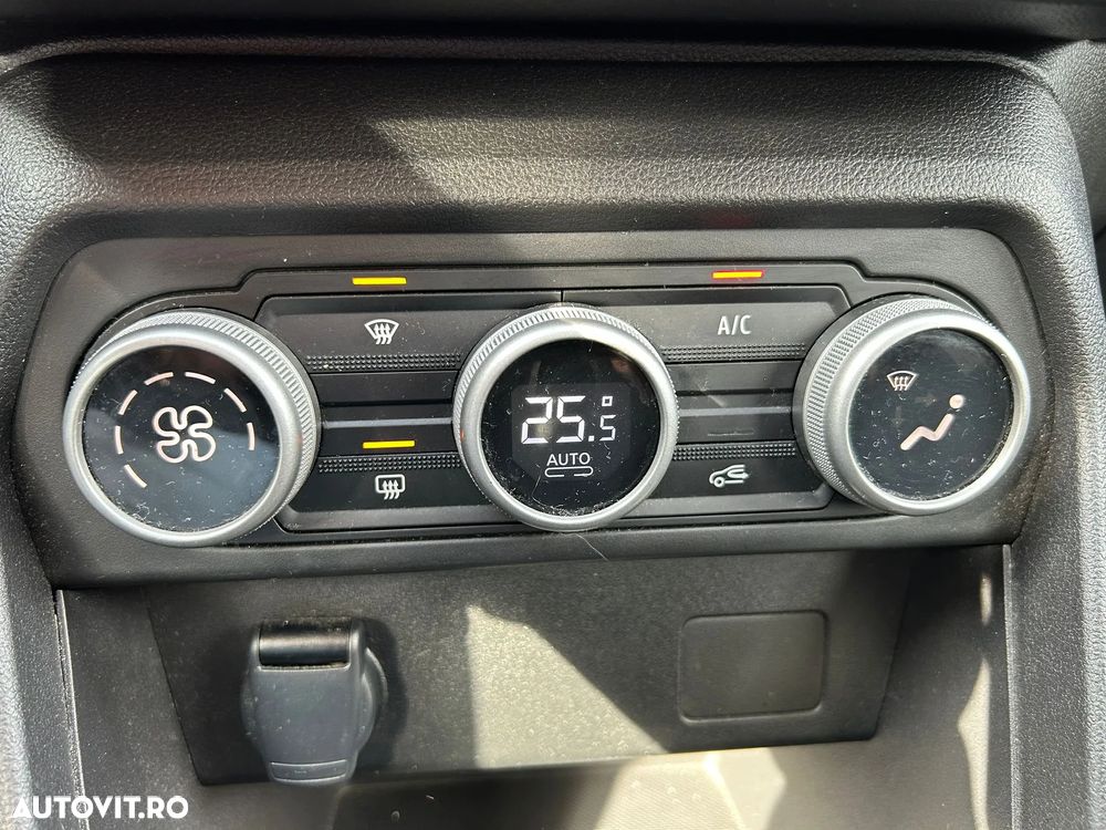 Dacia Sandero TCe 90 MT5 Expression - 19