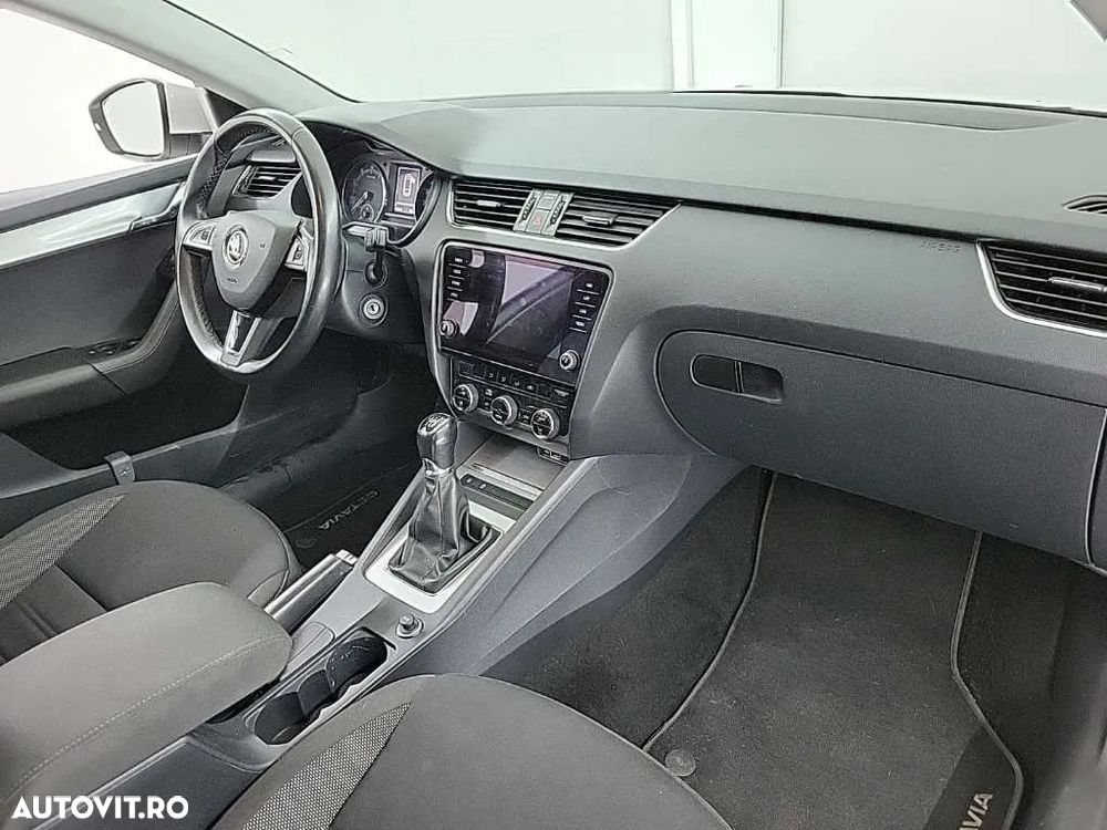 Skoda Octavia Combi 1.0 TSI Sport Edition - 8