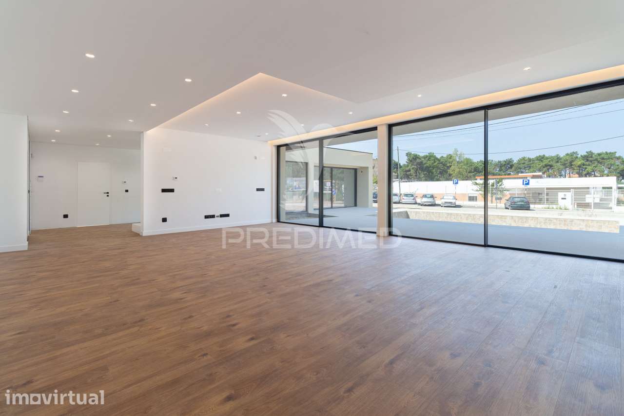 Moradia T5 Contemporânea de Luxo perto de Lisboa - Grande imagem: 5/35