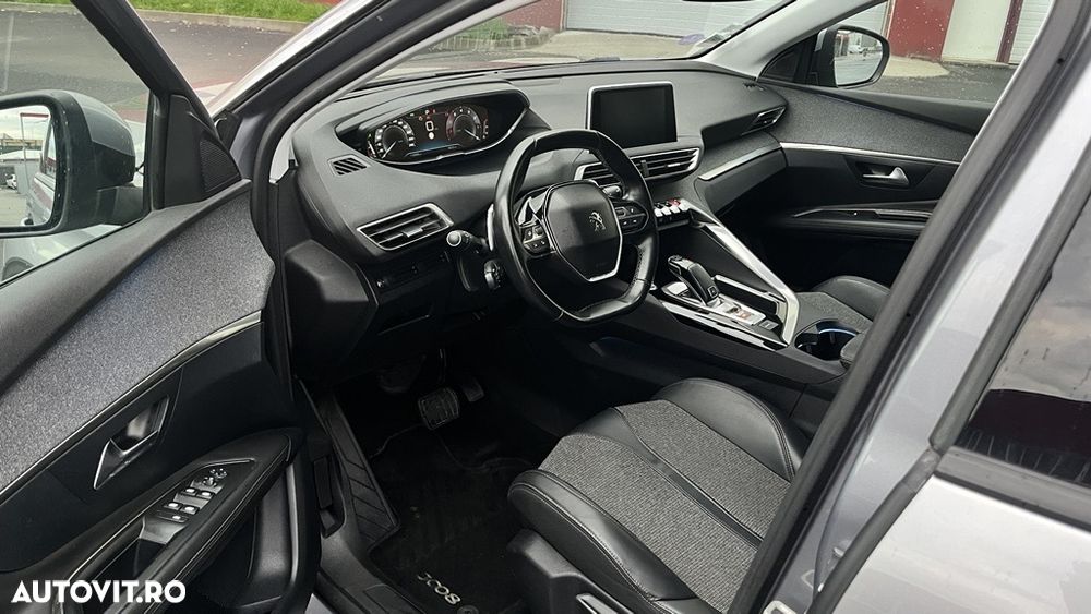 Peugeot 3008 1.2 PureTech Turbo S&S EAT6 Active - 6