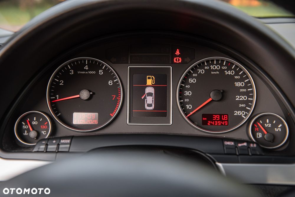 Audi A4 Avant 1.8 T quattro - 18