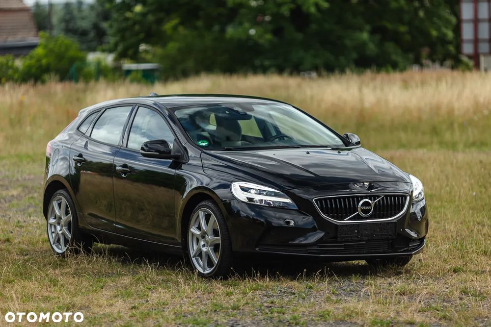 Volvo V40 T2 - 1