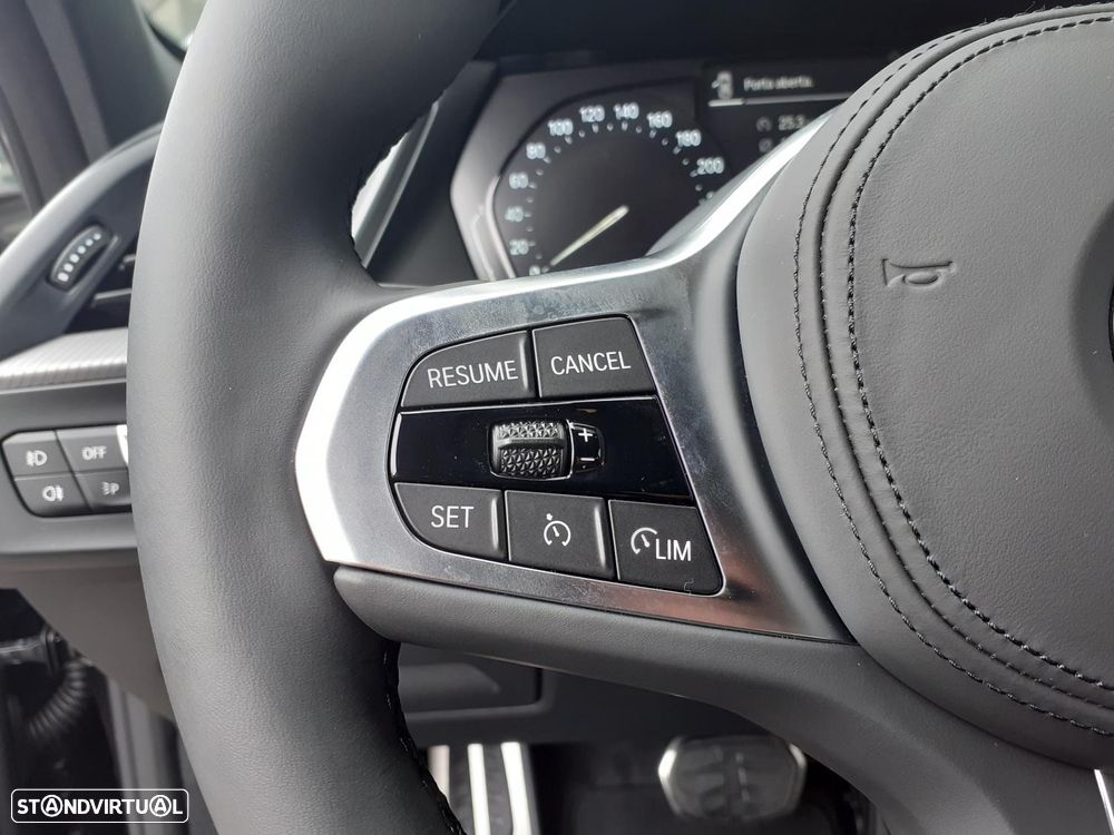 BMW 118 i Pack Desportivo M Auto - 29