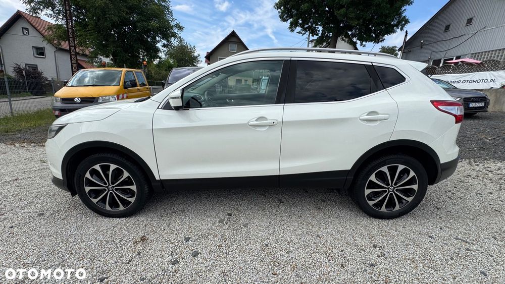 Nissan Qashqai 1.6 DIG-T Tekna+ - 4