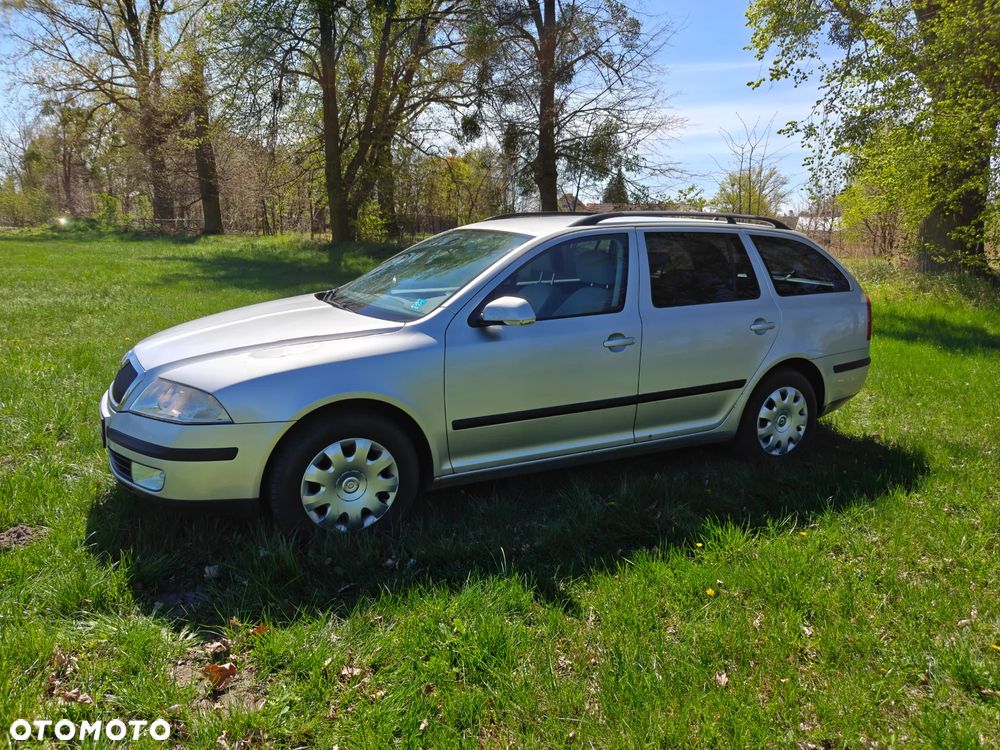 Skoda Octavia 2.0 TDI Ambiente DSG - 2