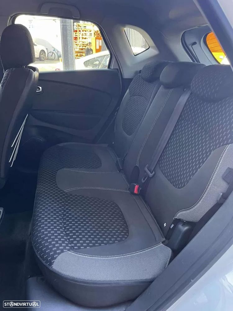 Renault Captur 1.5 dCi Exclusive - 12