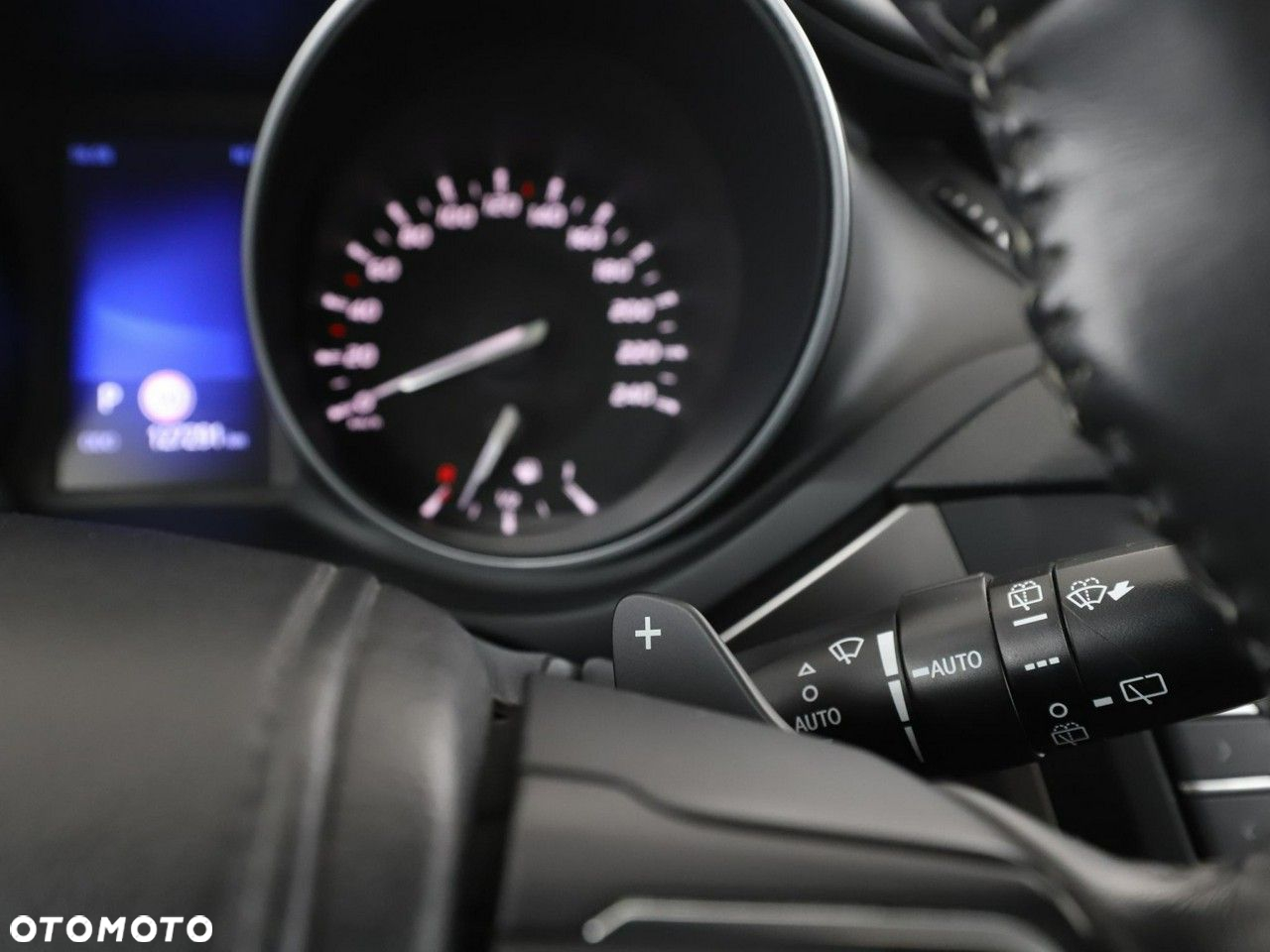 Toyota Avensis Combi 1.8 Multidrive S Executive - 34