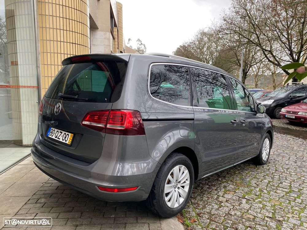 VW Sharan 2.0 TDI Confortline DSG - 2