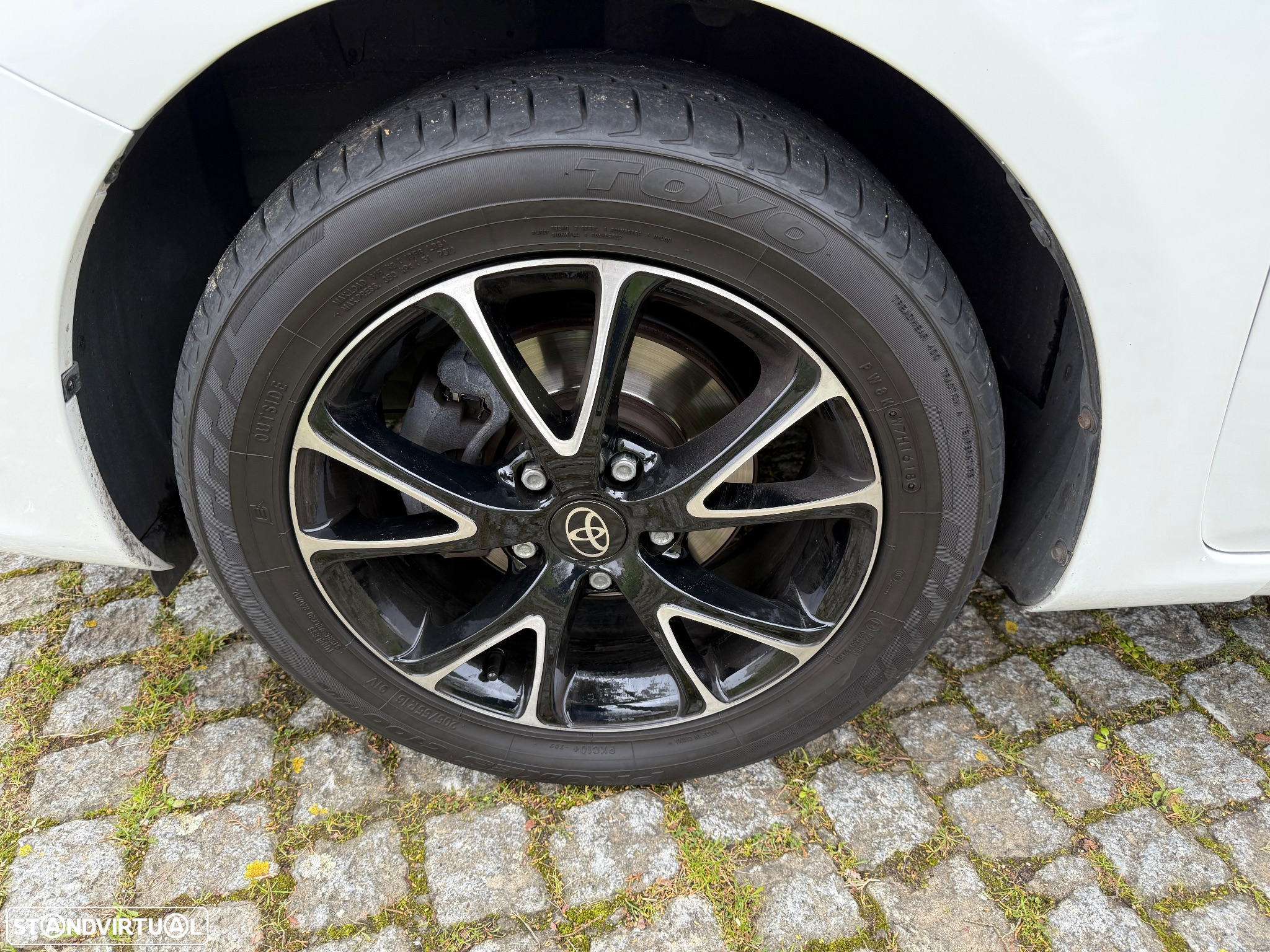 Toyota Corolla 1.4 D-4D Premium Plus - 14