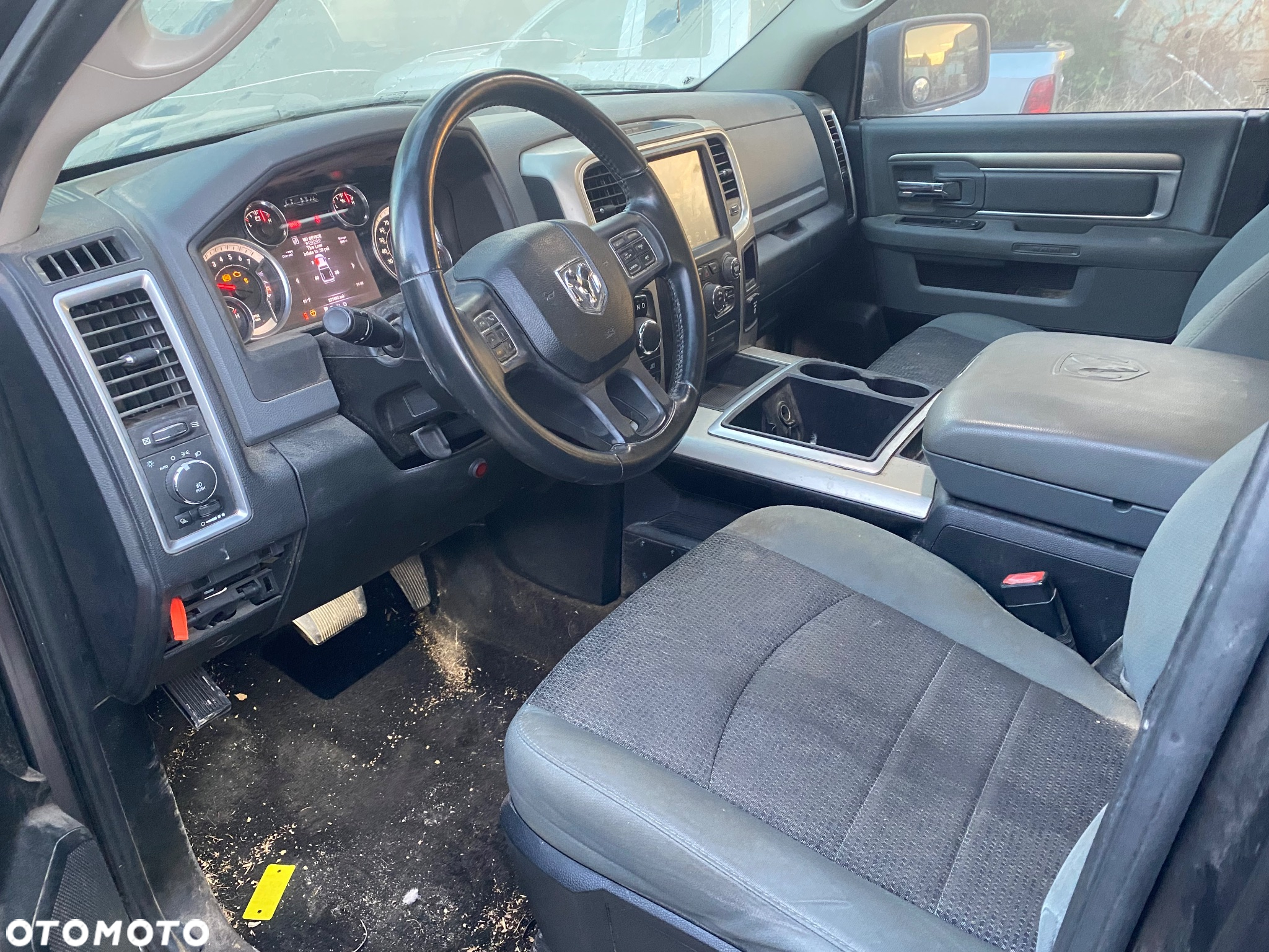 Dodge RAM 1500 5.7 4x4 - 5