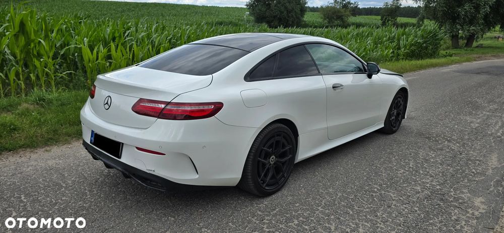 Mercedes-Benz Klasa E 220 d 4-Matic 9G-TRONIC - 3