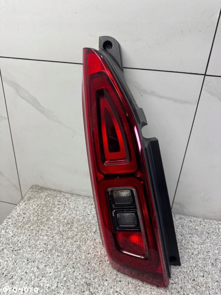 lampa lewy tył combo e iv 2019-2024 9819427380 berlingo proace - 4