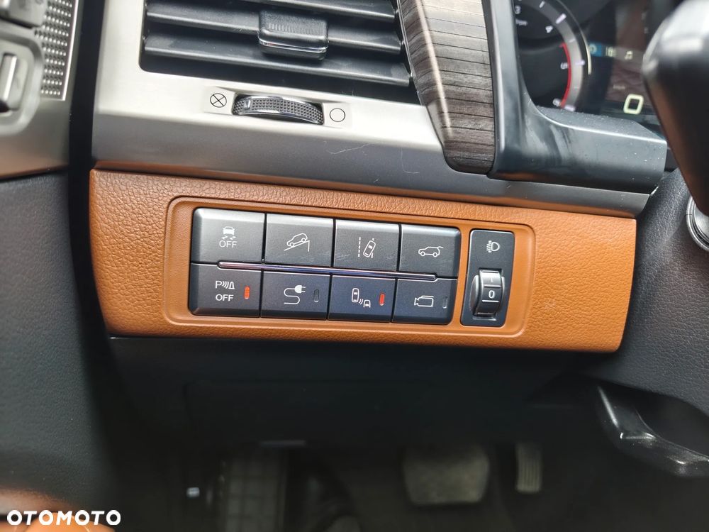 SsangYong/KGM Rexton 2.2 D Sapphire 4WD 7os - 26