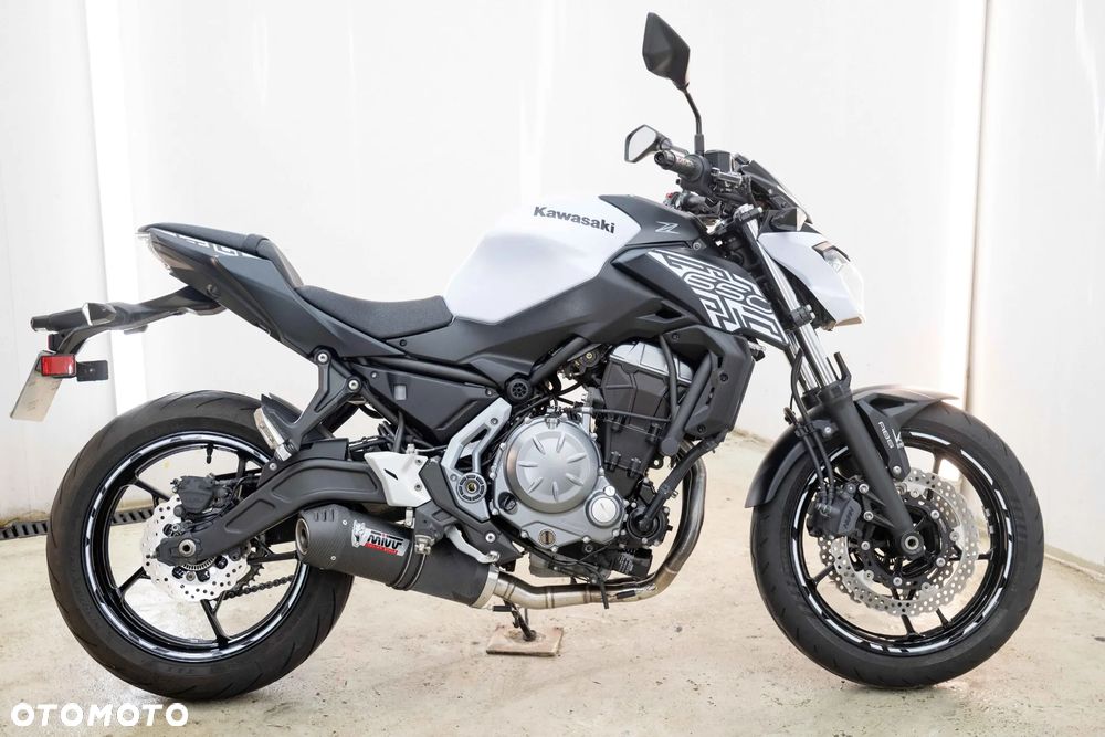 Kawasaki Z 650 - 5
