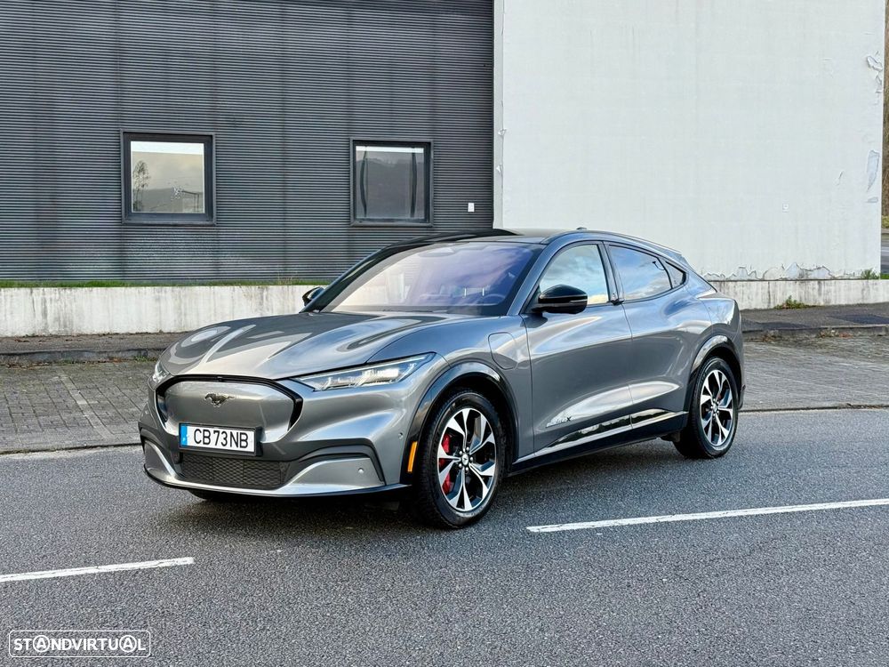 Ford Mustang Mach-E AWD PREMIUM - 3