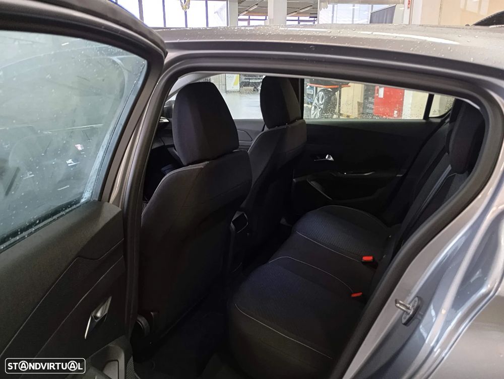 Peugeot 308 1.2 PureTech Active - 8