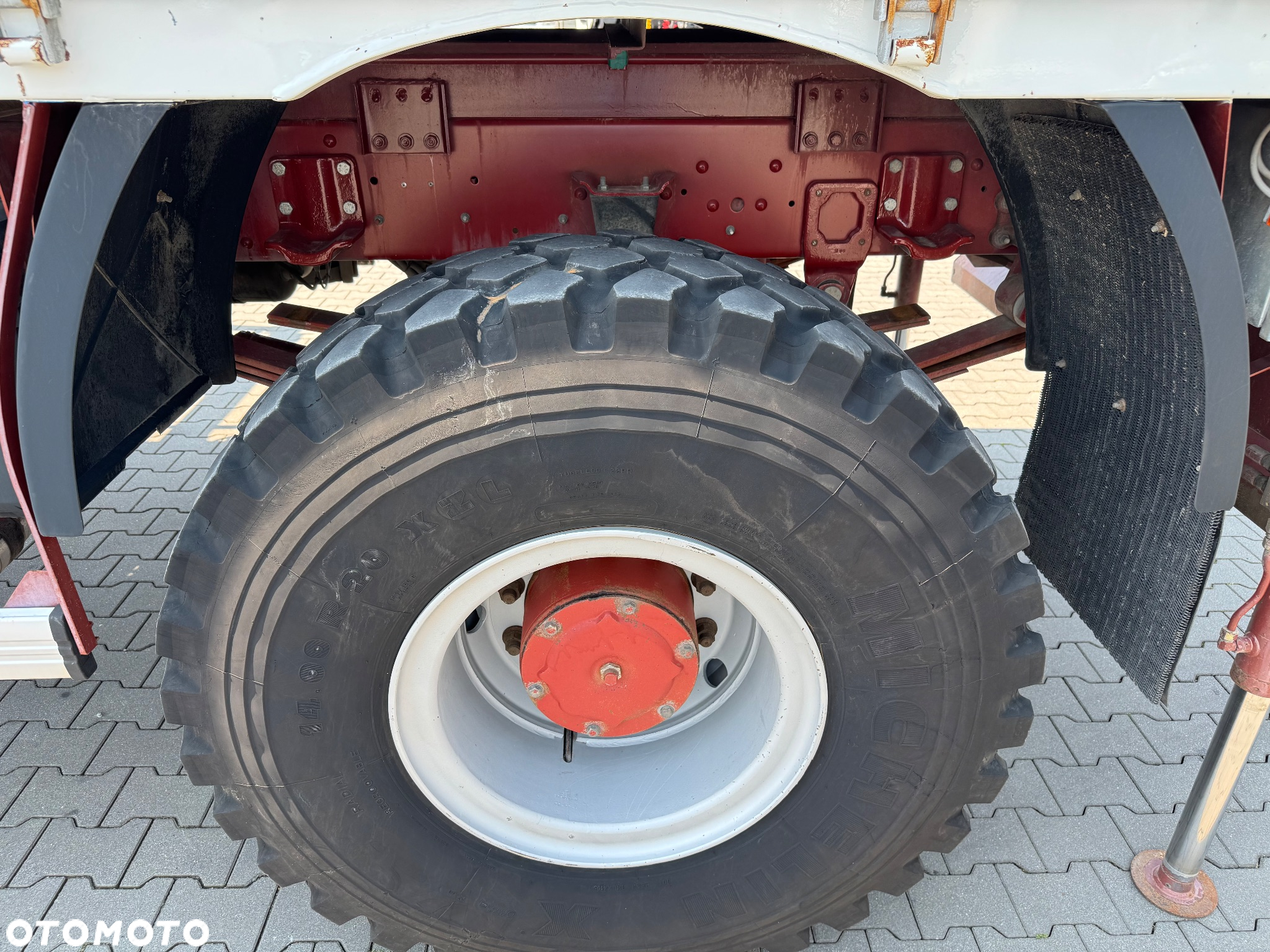 Iveco EuroCargo 135E23 4x4 mało używany/Dżwig /super stan - 10