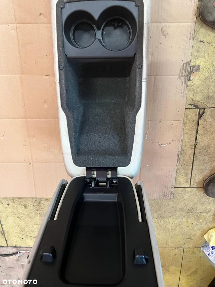 Podłokietnik tunel środkowy Jaguar XJ XJ8 X350 X358 - 3