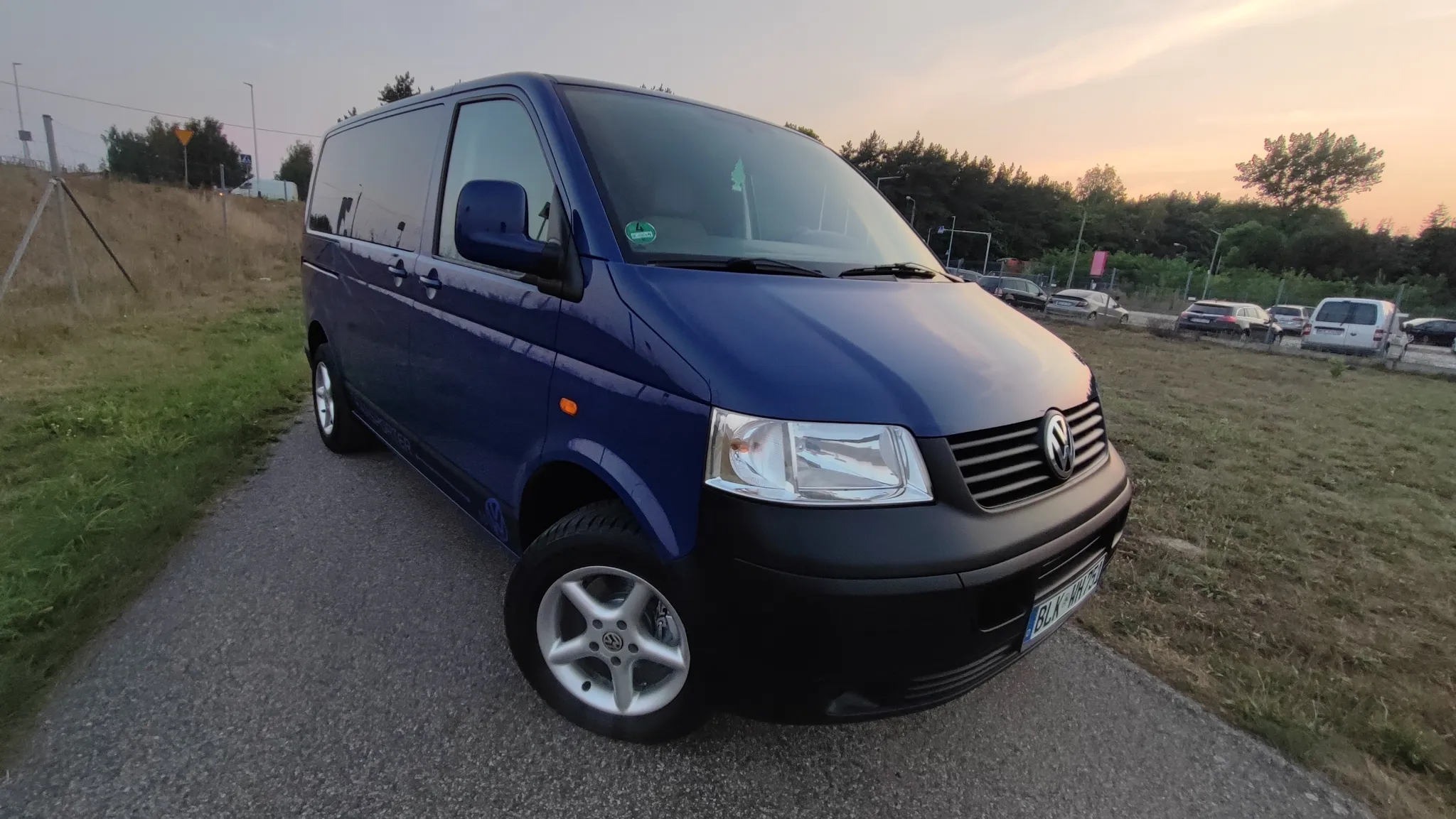 Volkswagen Caravelle - 6