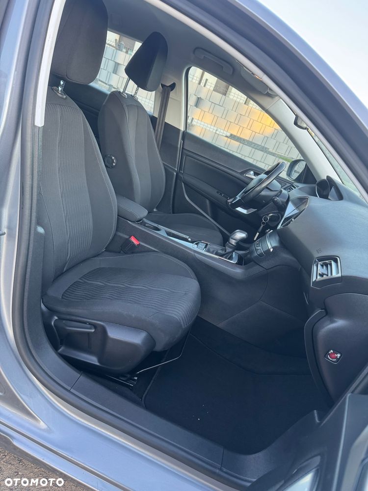 Peugeot 308 - 21