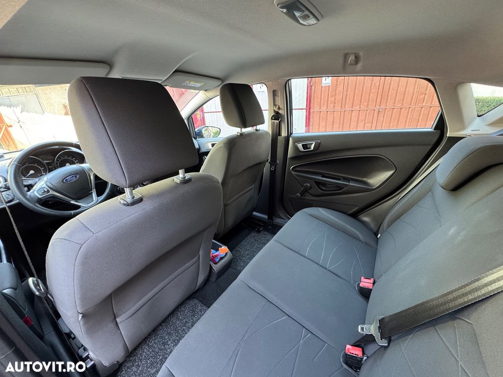Ford Fiesta 1.5 TDCi Titanium - 6