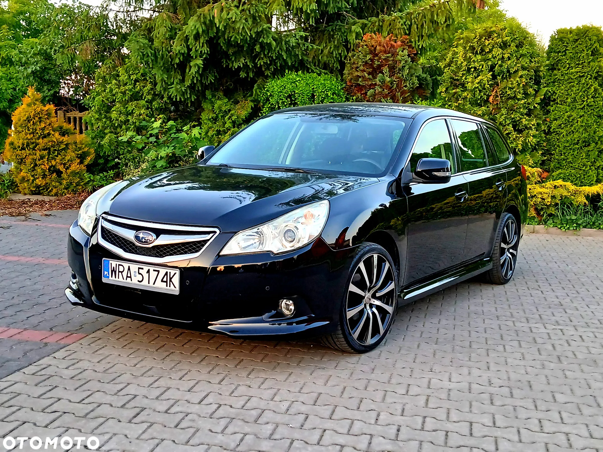 Subaru Legacy - 11