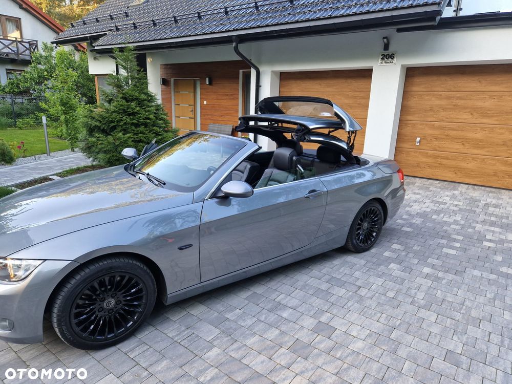 BMW Seria 3 325i - 37