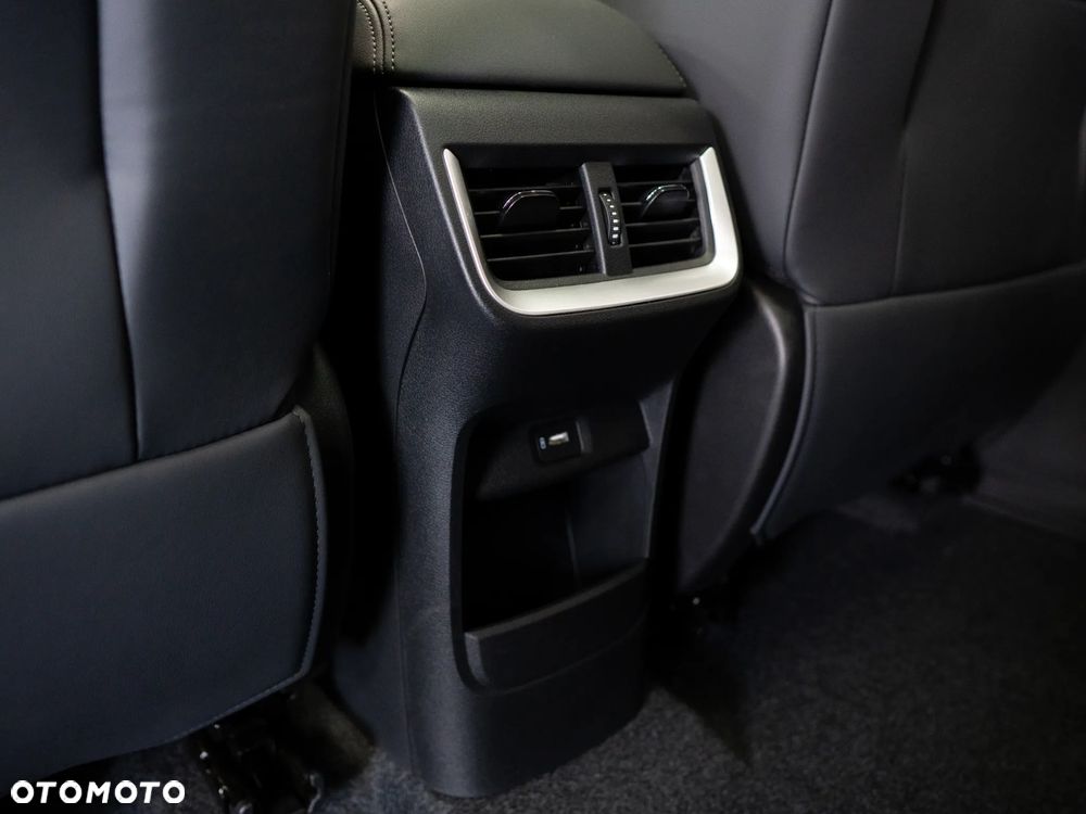 Dongfeng Huge 1.5T MachPower - 34