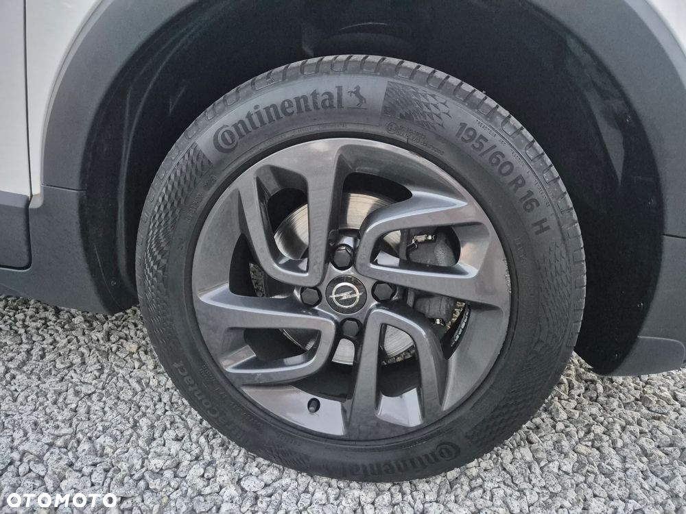 Opel Crossland X 1.2 T 120 Lat S&S - 15