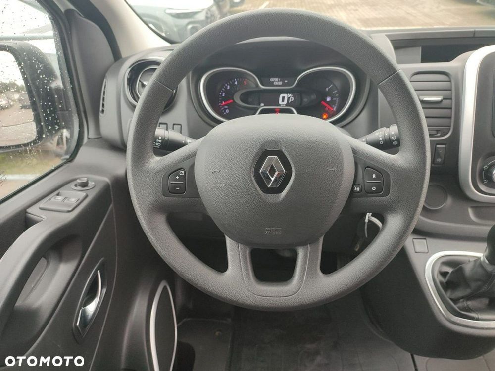 Renault Trafic - 15