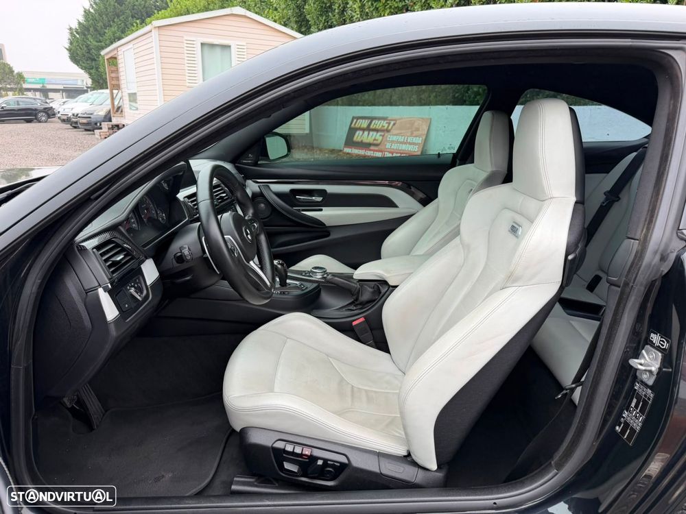 BMW M4 Auto - 6
