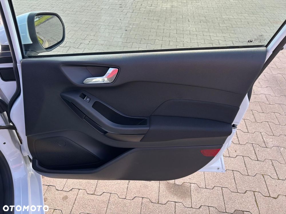 Ford Fiesta 1.1 Connected ASS - 22
