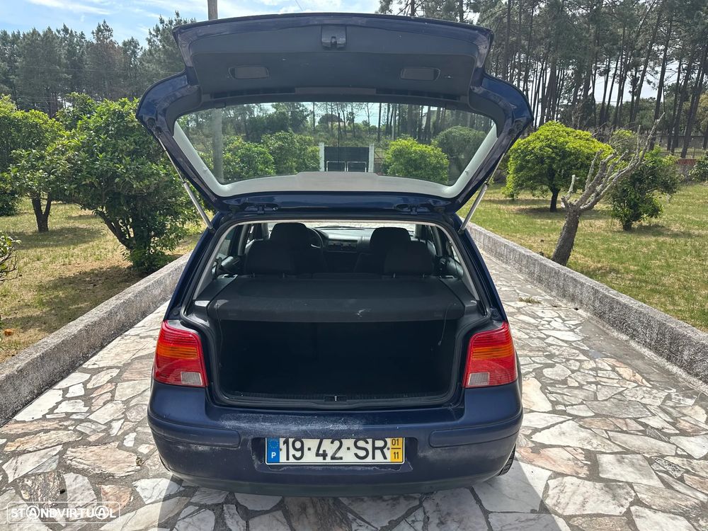 VW Golf 1.4i Confortline JE+AC - 19