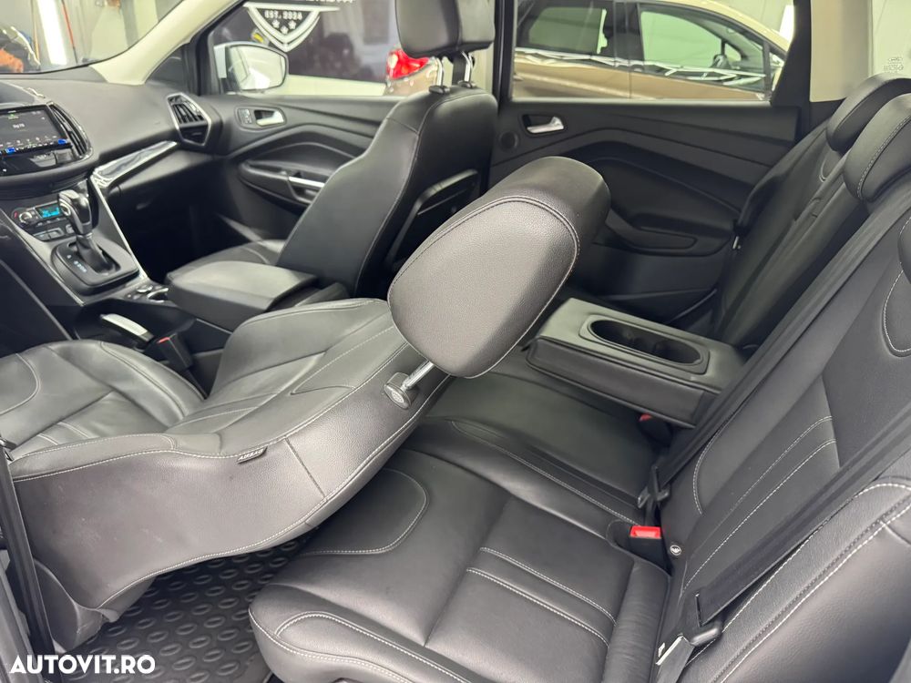 Ford Kuga 2.0 TDCi 4x4 Aut. Titanium - 17