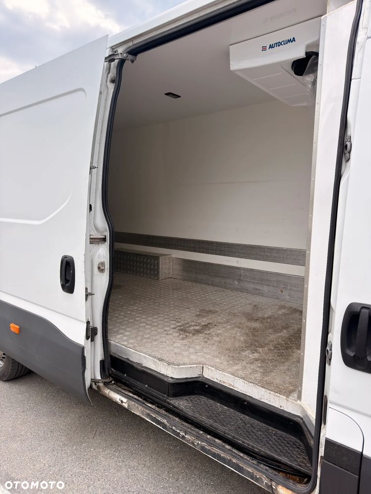Iveco DAILY - 8
