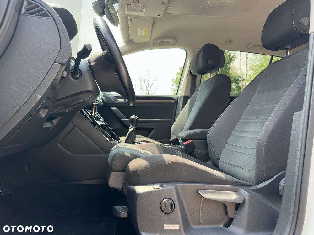 Volkswagen Touran 2.0 TDI BMT Highline - 10