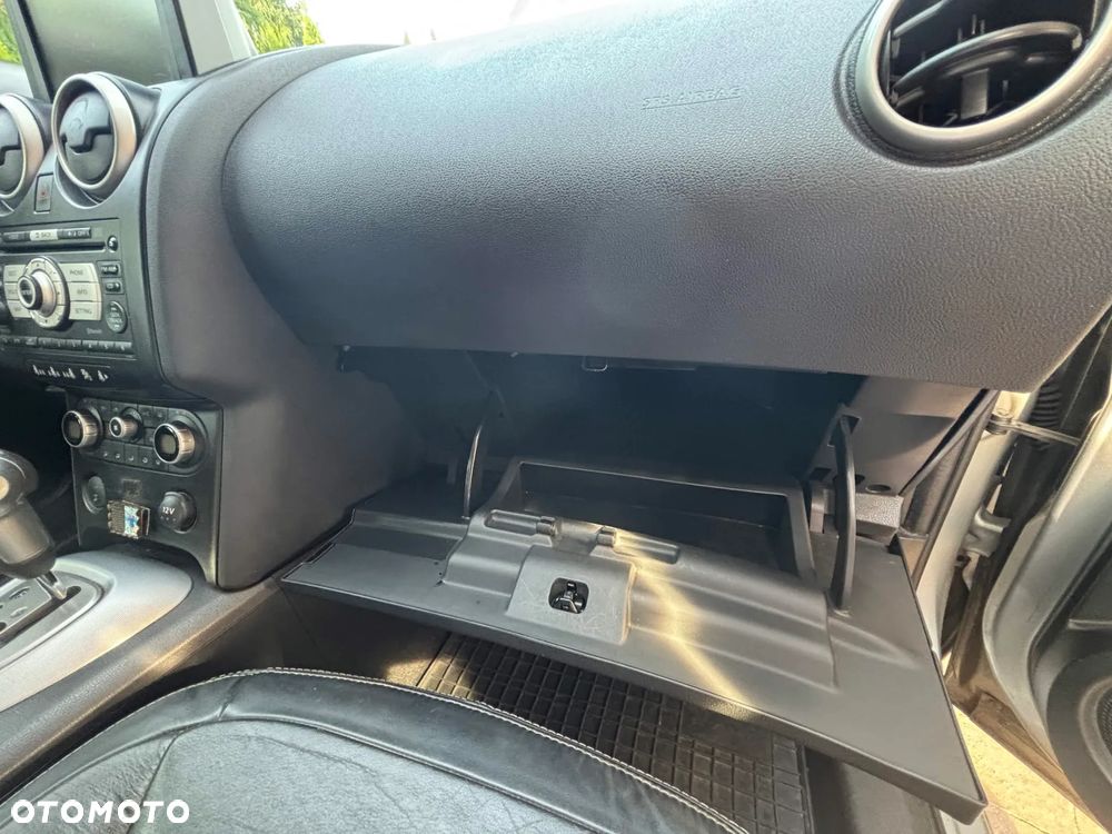 Nissan Qashqai 2.0 dCi 4x4 Tekna Pack - 16